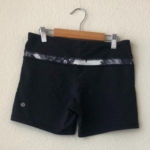 Lululemon Reversible Groove Shorts Black Gray